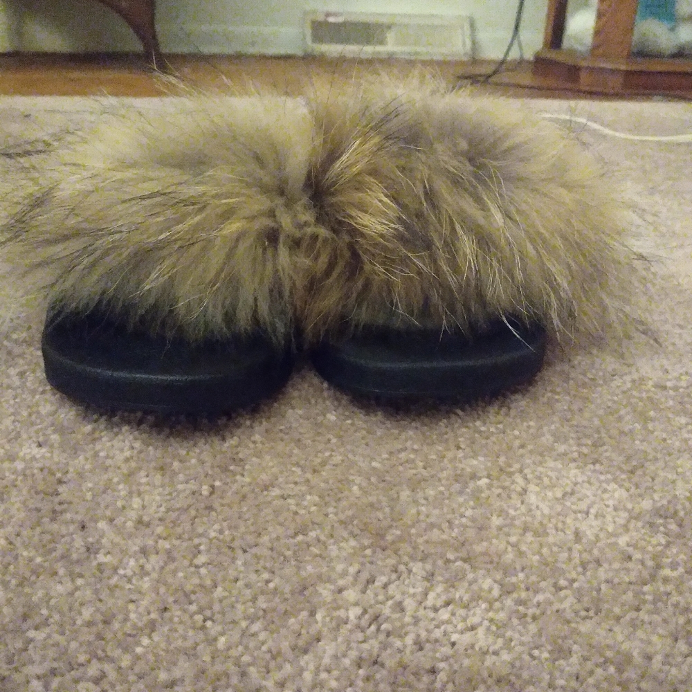 Cute Fluffy Fur Flops